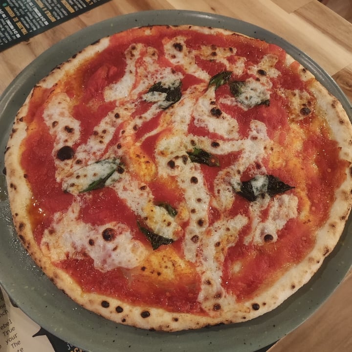 photo of Garden Grove Neapolitan #2 shared by @littleredmushroom on  13 Oct 2025 - review