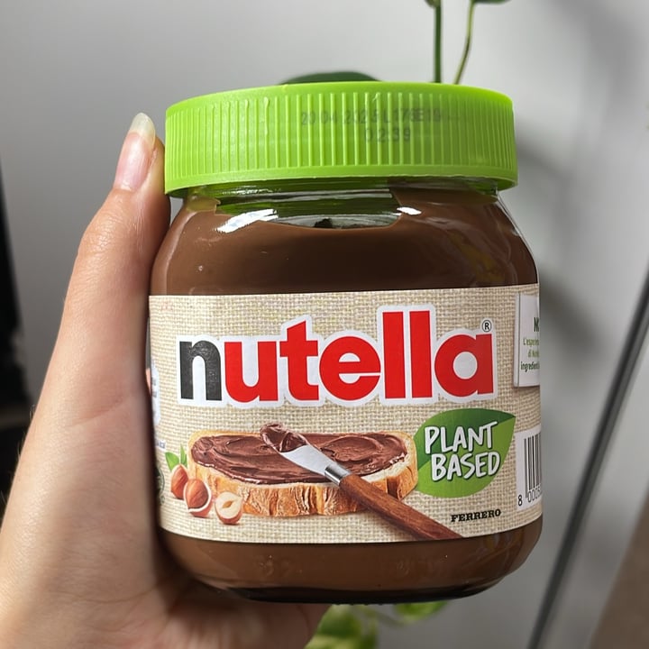 photo of Ferrero nutella Plant Based shared by @violastrambi on  15 Sep 2024 - review