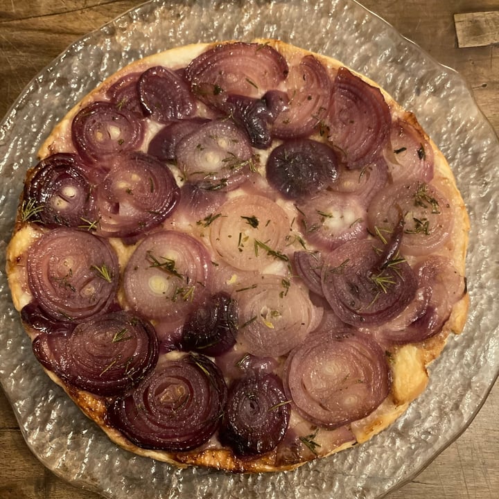 photo of Torta salata tarte tattin di cipolle rosse shared by @sanzirotilio on  08 Dec 2023 - review