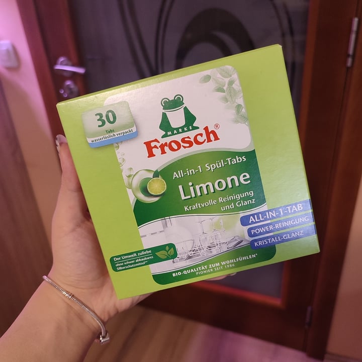 photo of Frosch Limonen All-in-1 Spül-Tabs shared by @flouredfingers on  04 May 2024 - review