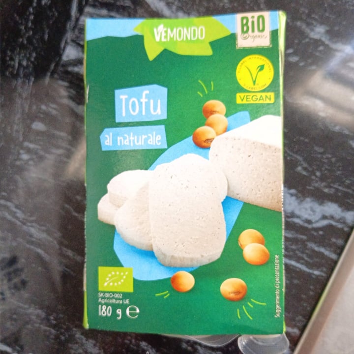 photo of Vemondo tofu al naturale shared by @lonfru on  08 Nov 2023 - review