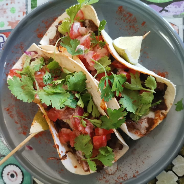 photo of Tortuga Loca King Oyster Mushroom Tacos shared by @sarahwouters1 on  24 Dec 2023 - review