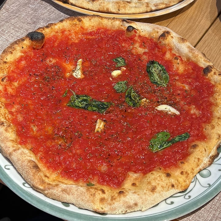 photo of Eataly Pinerolo marinara shared by @herbivoracious on  05 Nov 2023 - review
