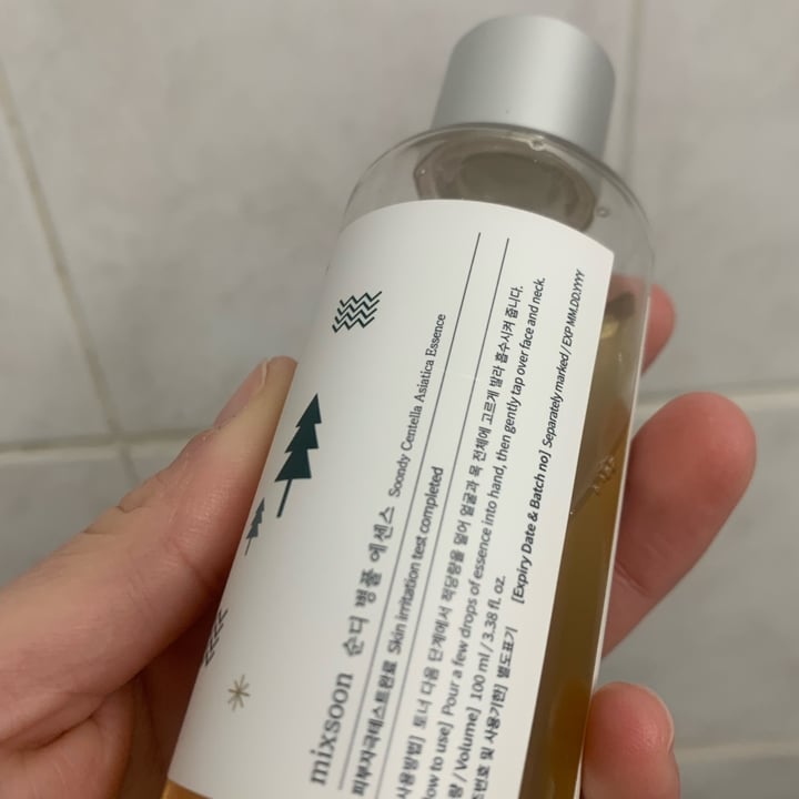 photo of Mixsoon Soondy Centella Asiatica Essence shared by @valeriapugliese on  08 Feb 2025 - review