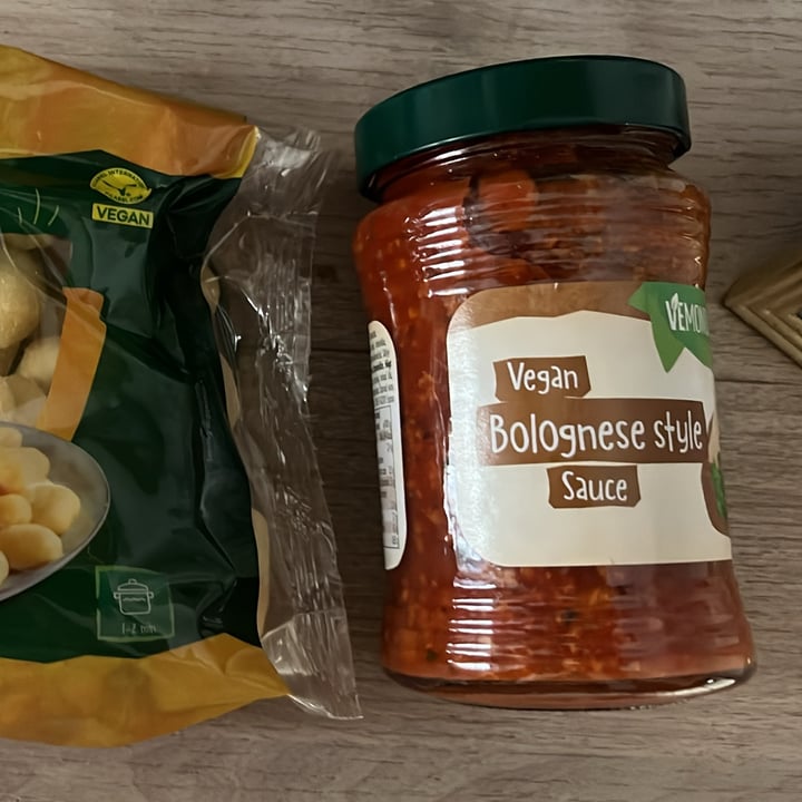 photo of Vemondo Bolognese Style Sauce shared by @veggysfreggy on  04 Jan 2025 - review