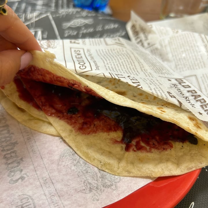 photo of Il Pirata della Piada di Raffaele Catalano piadina con composta frutti di bosco, cocco e oreo shared by @elyvee on  05 Sep 2025 - review