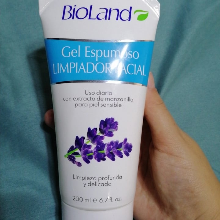 photo of BioLand Gel Espumoso Limpiador Facial shared by @crisb30 on  25 Aug 2025 - review