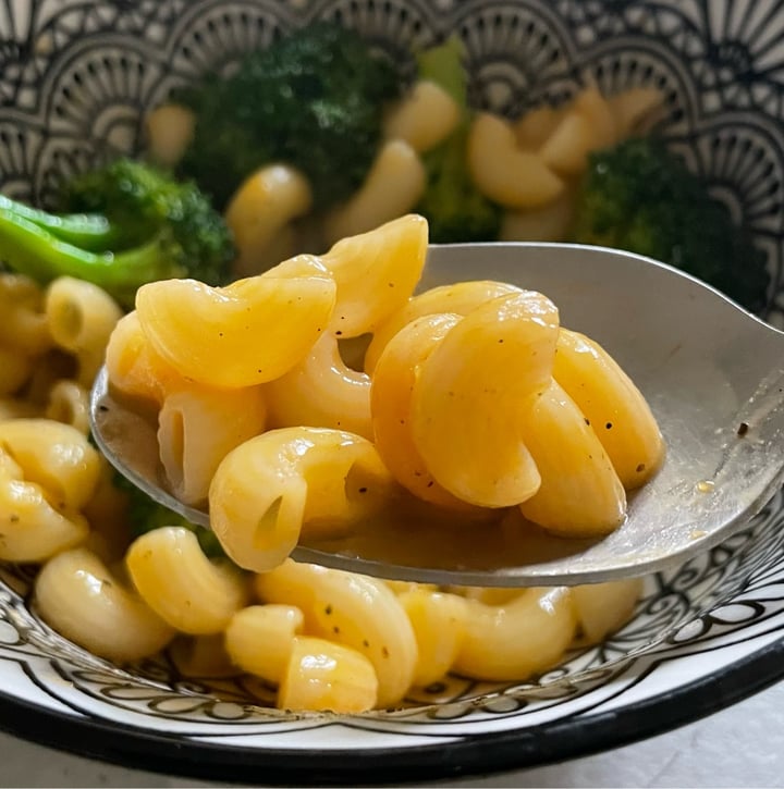 photo of Daiya daiya aged chedder mac n cheese shared by @islandbird on  23 Nov 2024 - review