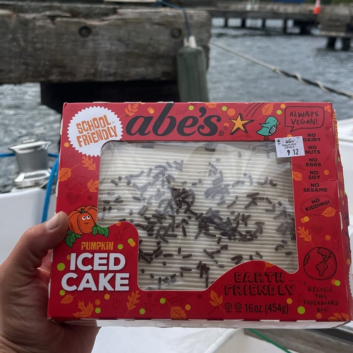 photo of Abe's Vegan Muffins iced pumpkin cake shared by @oshmorethstorm on  08 Sep 2025 - review