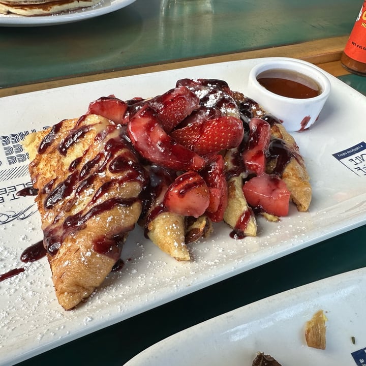 photo of Fig Tree Cafe Lemon Infused Strawberry French Toast shared by @anniehafer on  08 Feb 2024 - review
