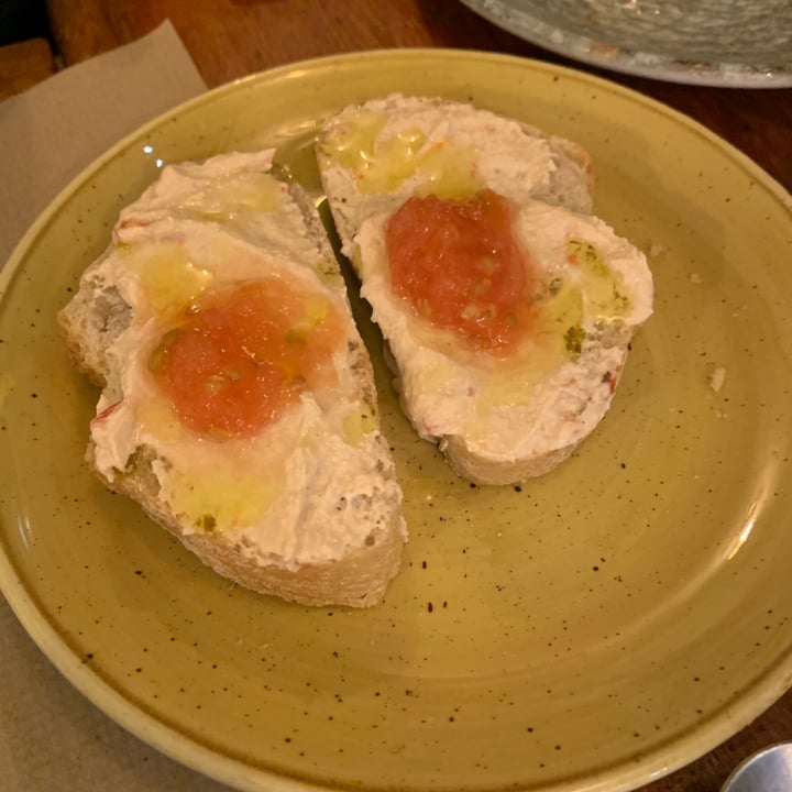 photo of Viva Chapata Hummus shared by @rociovegan on  29 Dec 2023 - review