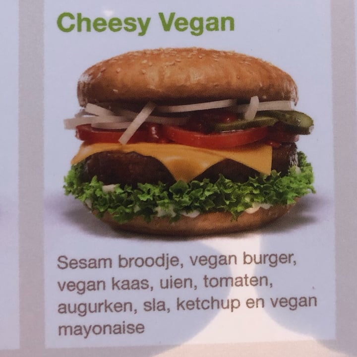 photo of burgerme 's-Hertogenbosch Cheesy Vegan shared by @born2bvegan on  22 Aug 2023 - review