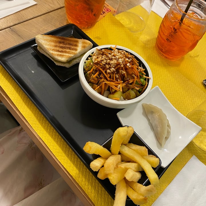 photo of Ristorante Maua Poke Aperipoke shared by @gemmadiciliegio on  08 Aug 2024 - review