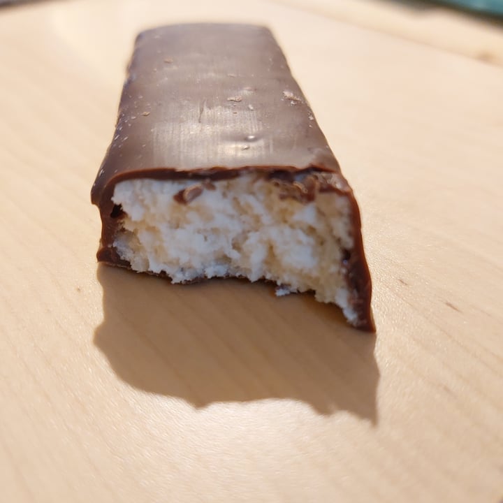 photo of Buttermilk Coconut Choccy Bar shared by @maffa303 on  07 Dec 2023 - review