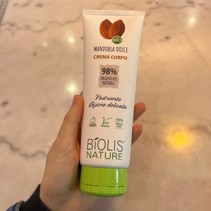 photo of Biolis Nature Crema Corpo Mandorla Dolce shared by @malegria on  04 May 2024 - review