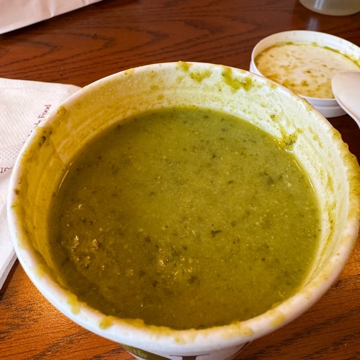 photo of Pret A Manger Souper Greens Soup shared by @yumi on  05 Feb 2024 - review