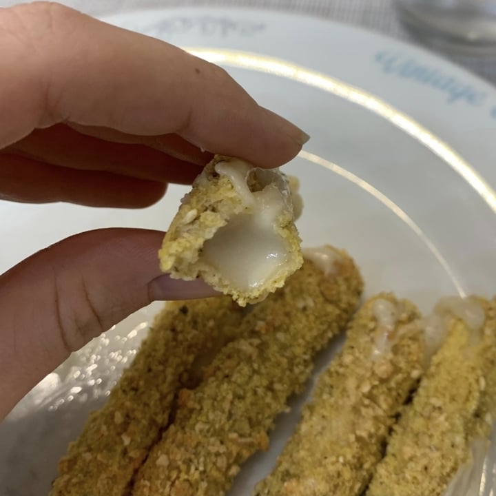 photo of Flax & Kale Fingers Estilo Mozzarella shared by @miriam27 on  10 May 2024 - review