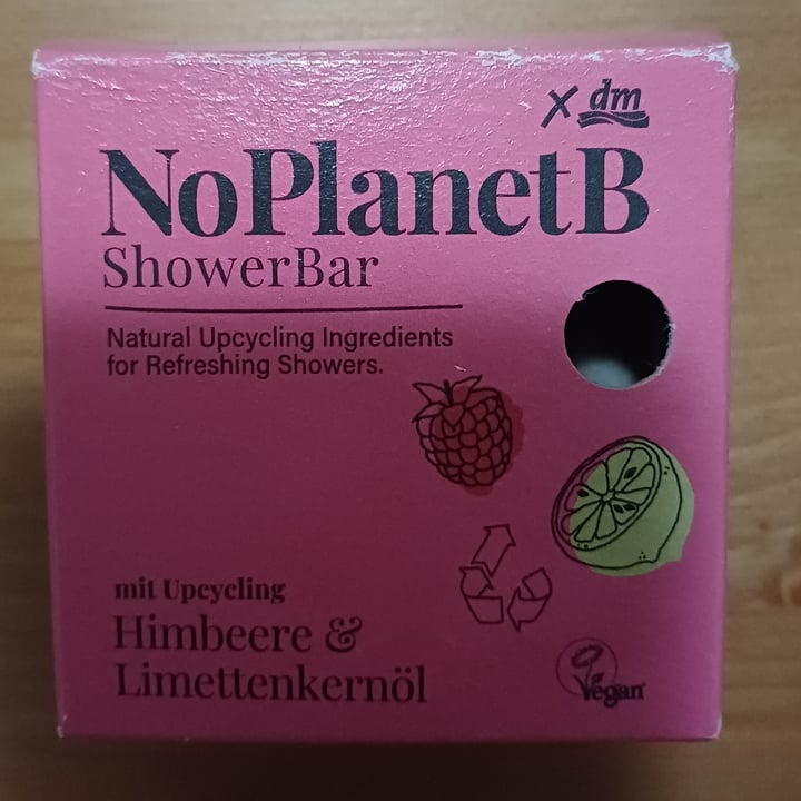 photo of No Planet B Bagnoschiuma solido lamponi e limone shared by @lapaola on  08 Sep 2024 - review