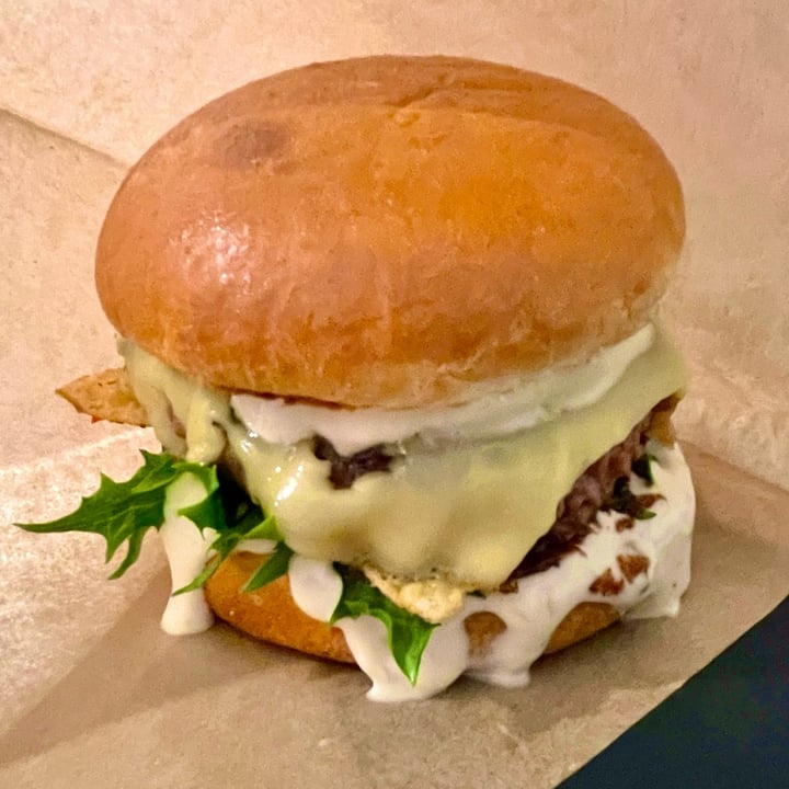 photo of Hamptown Burger Hämeenlinna vegan burger shared by @lilimei2000 on  13 Feb 2024 - review