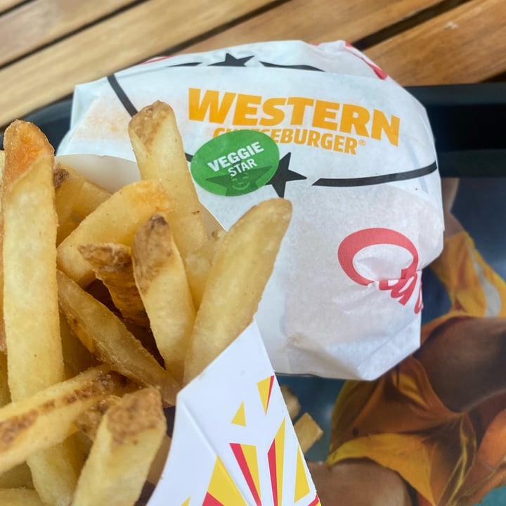 photo of Carl's Jr. Veggie Star Western Burger shared by @sinaeisra on  19 Sep 2025 - review