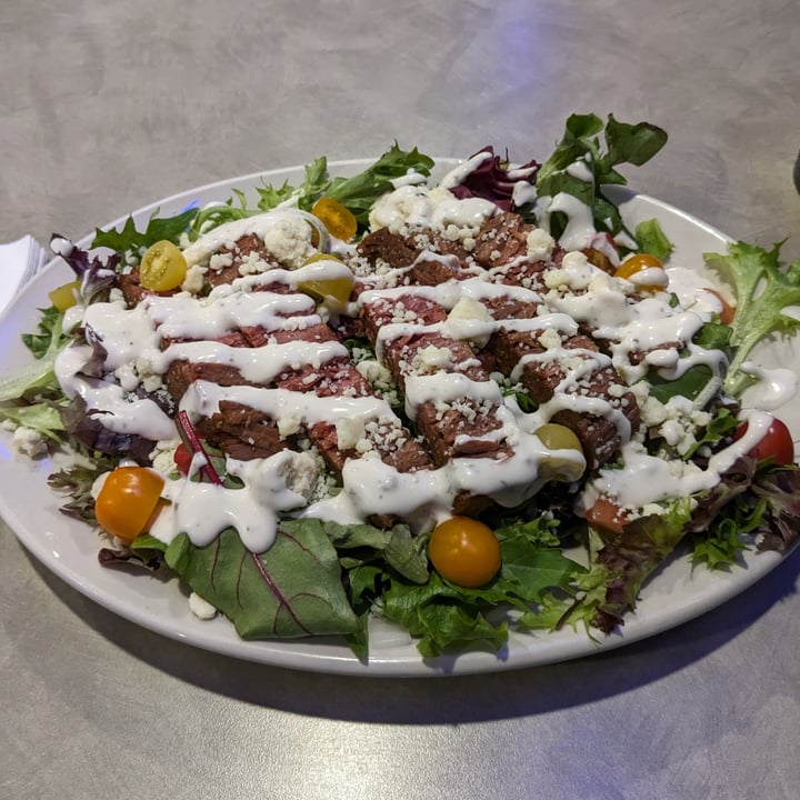 photo of The Bayside Cafe Black And Blue Salad shared by @klquam on  14 Jan 2024 - review