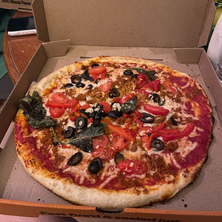 photo of Blaze Pizza Vegan Pizza shared by @brandonthefruit on  16 Feb 2025 - review