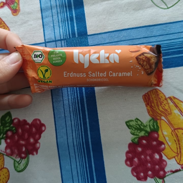 photo of Lycka Erdnuss Salted Caramel Riegel shared by @cindylala on  26 Sep 2023 - review