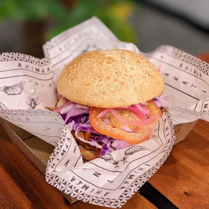photo of ahimsa cafe BBQ Mushroom Burger shared by @xinru-t on  26 Apr 2024 - review