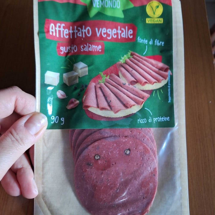 photo of Vemondo Affettato Vegetale Gusto Salame shared by @patrix1201 on  16 Jun 2025 - review