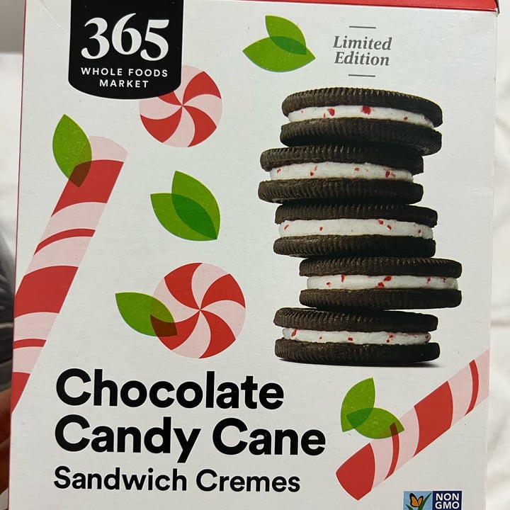 photo of 365 Whole Foods Market Chocolate Candy Cane Sandwich Cremes shared by @deboramora on  30 Jan 2024 - review