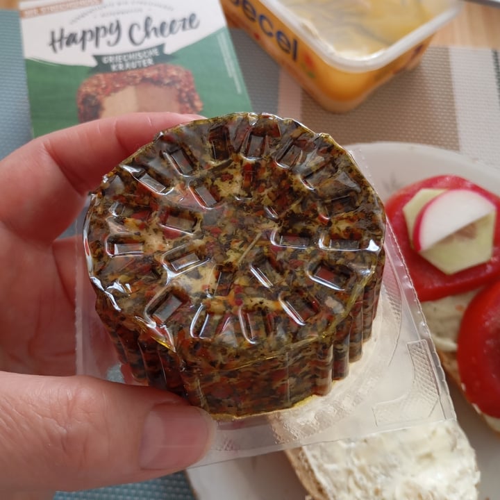 photo of Happy Cheeze Streichkäse Griechische Kräuter shared by @gwenda on  24 Aug 2025 - review