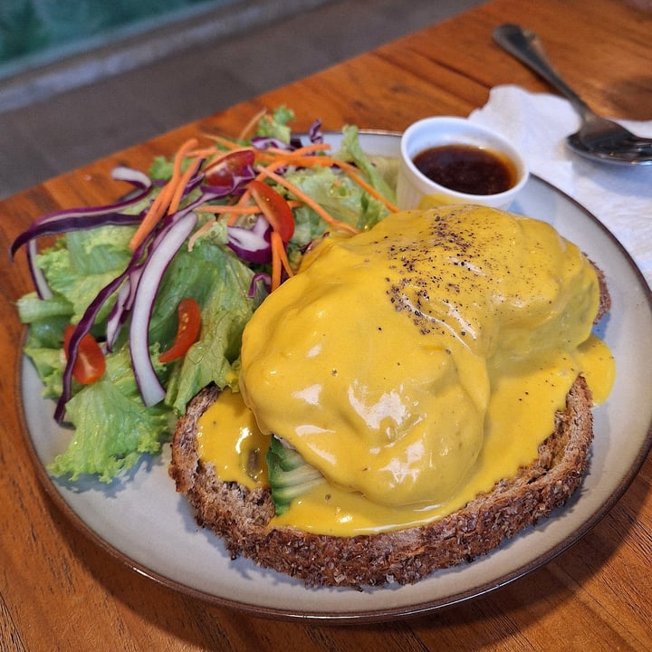 photo of The Plant Food Avocado Benedict on Rye Sourdough shared by @linfoodhunts on  21 Jul 2024 - review