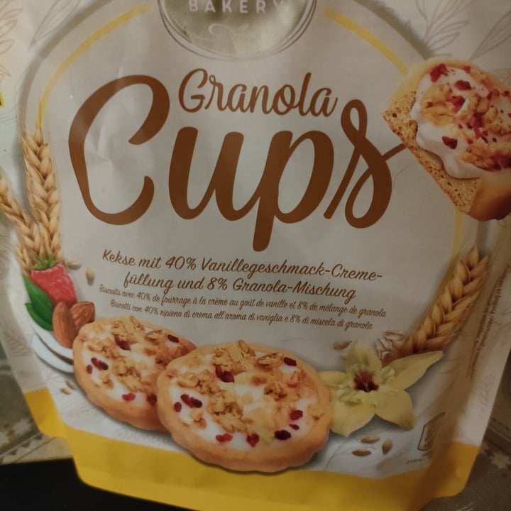 photo of Finest Bakery granola cups biscotti alla vaniglia shared by @marty9 on  09 Dec 2023 - review