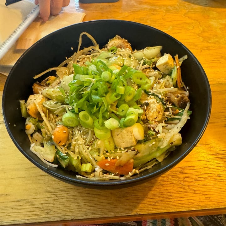 photo of Wok to Walk Saint-Rémi Build your own wok shared by @actuallee-lexie on  16 Aug 2024 - review