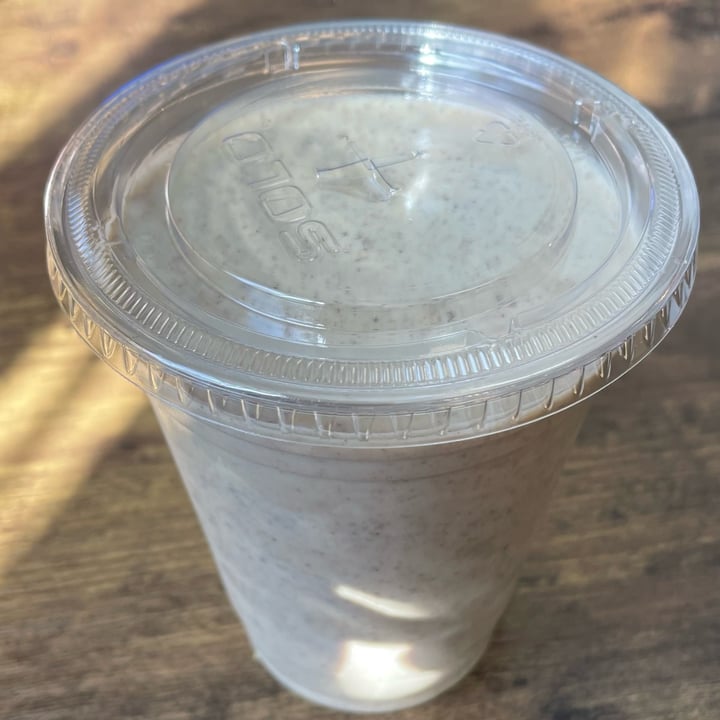 photo of Balanced Bite Peanut Butter Cup Smoothie shared by @koops17 on  24 Feb 2024 - review