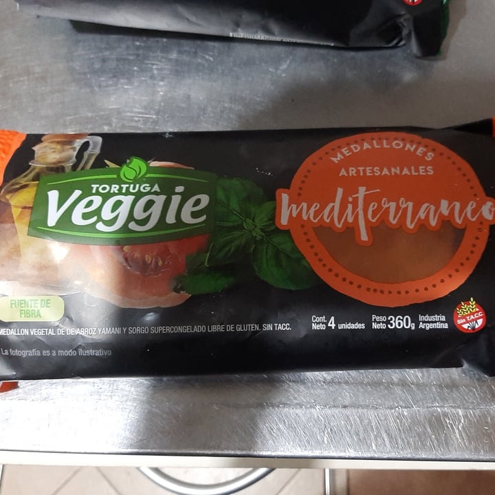 photo of Tortuga Veggie Medallones artesanales mediterraneo shared by @ezequi3 on  27 Mar 2024 - review