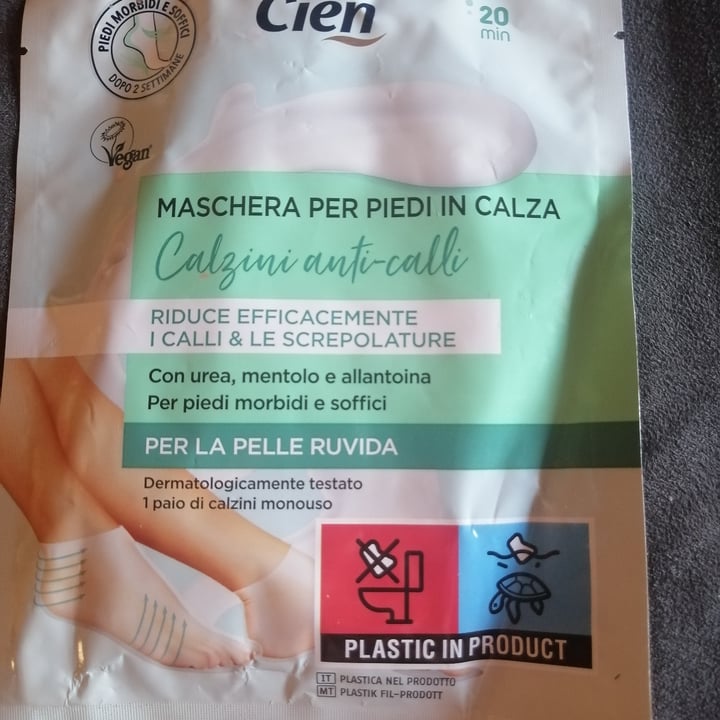 photo of Cien Maschera per piedi in calza shared by @moth on  17 Aug 2023 - review