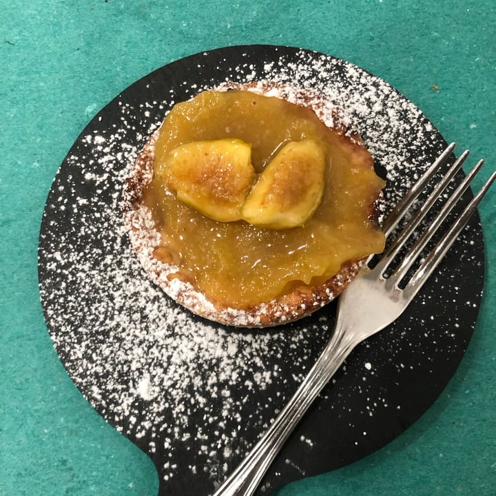 photo of La puntarella pazza crostatina ai fichi shared by @3l33o on  09 Sep 2023 - review