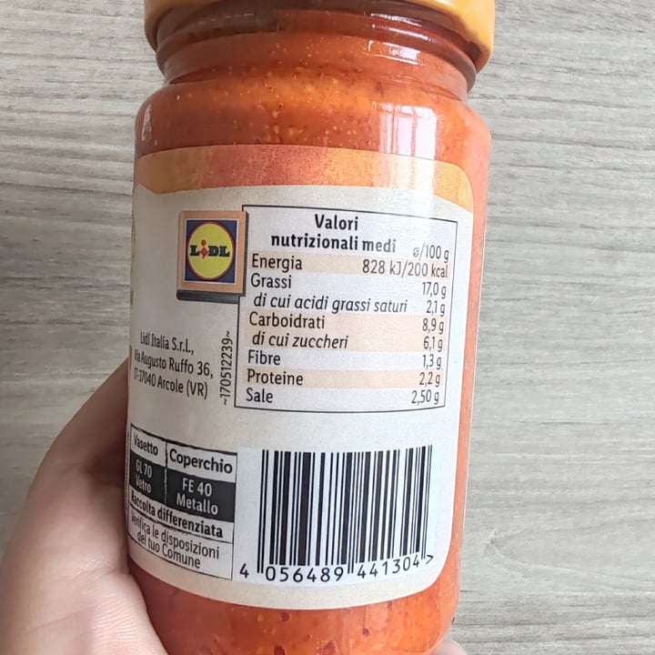 photo of Vemondo Pesto Vegano alla Calabrese shared by @elevegansoul on  12 Mar 2025 - review