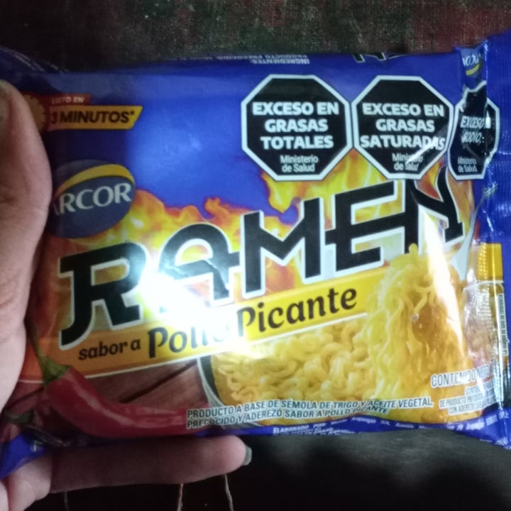 photo of Arcor ramen sabor pollo picante shared by @woovegan on  25 Aug 2025 - review