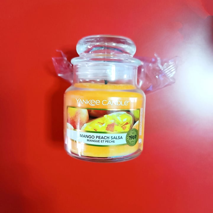 photo of Yankee candle Tropical Starfruit shared by @mariagraziav on  29 May 2024 - review