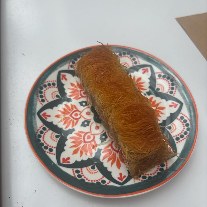 photo of Το Σπιτικό Γαλακτομπούρεκο greek kaftai with nuts shared by @shadiamatz on  25 May 2025 - review