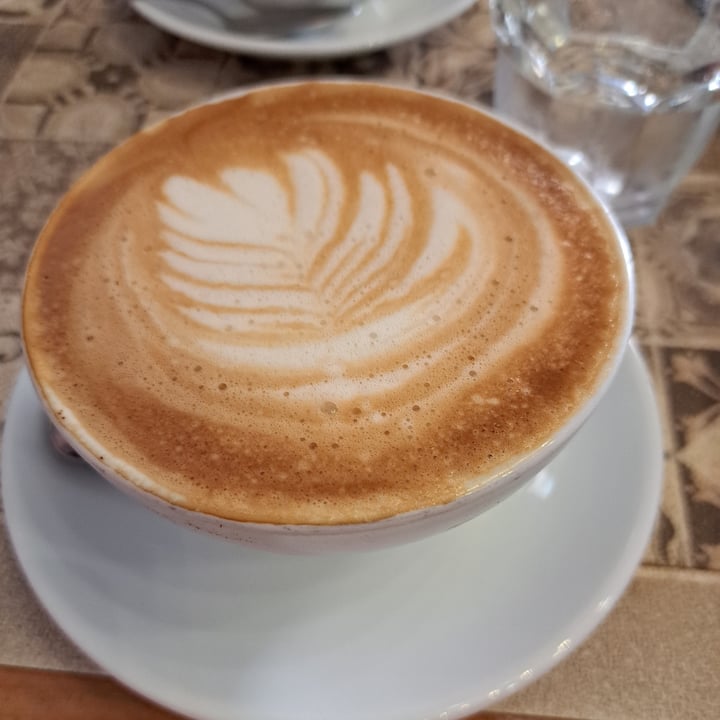 photo of Naama Cafè cappuccino di soia shared by @elisaiezzi on  02 Sep 2023 - review