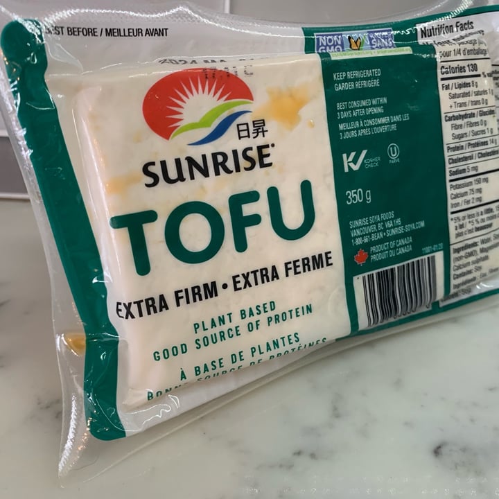 photo of Sunrise Soya Foods Extra Firm Tofu shared by @veganvanman on  06 May 2024 - review