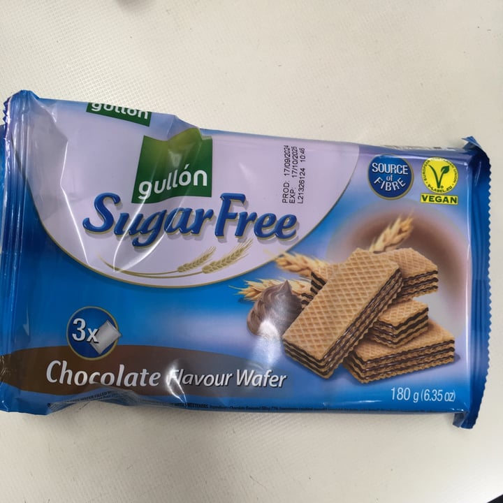 photo of Gullón sugar free chocolate flavour wafer shared by @salsedine on  06 Apr 2025 - review