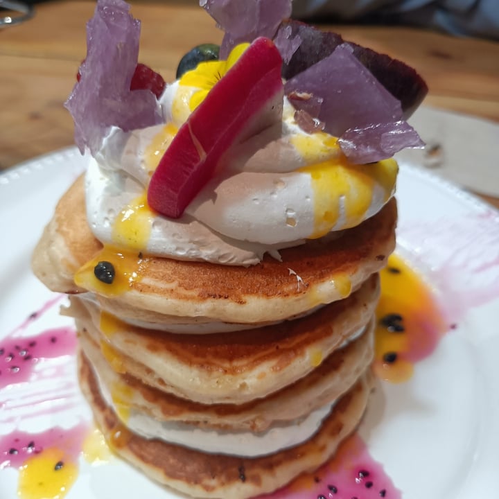 photo of Frutas Prohibidas pancakes de alicia shared by @tanialba on  31 Oct 2023 - review