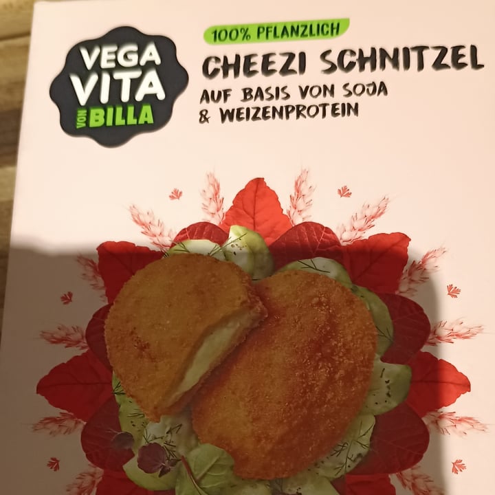 photo of Vegavita cheezi Schnitzel shared by @isettina73 on  31 Jan 2024 - review