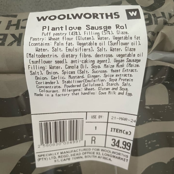 photo of Woolworths Food Plantlove sausage roll shared by @cdg2399 on  21 Mar 2024 - review