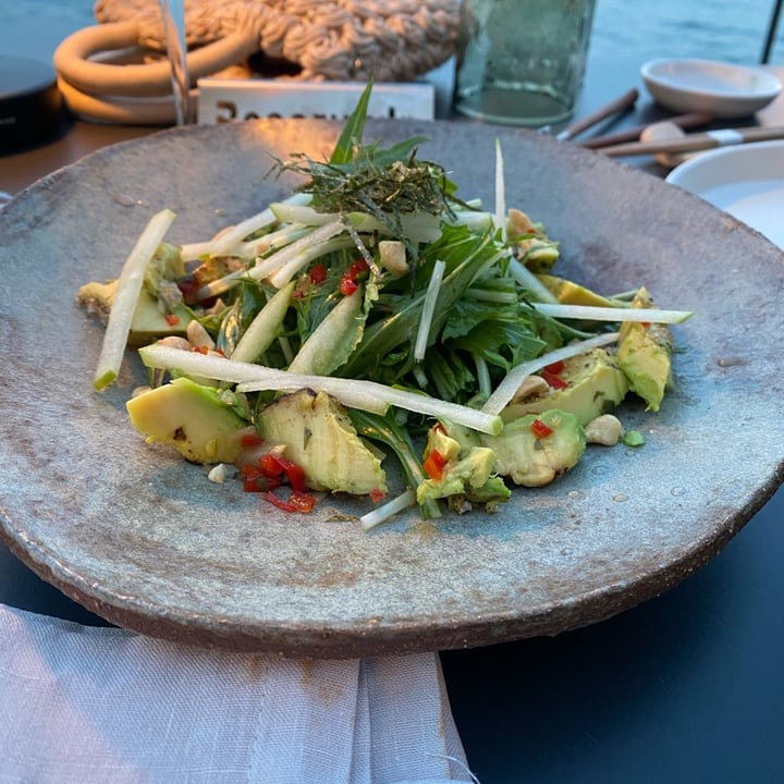 photo of Kampai Restaurant ensalada de aguacate a la brasa shared by @neil on  26 Apr 2025 - review