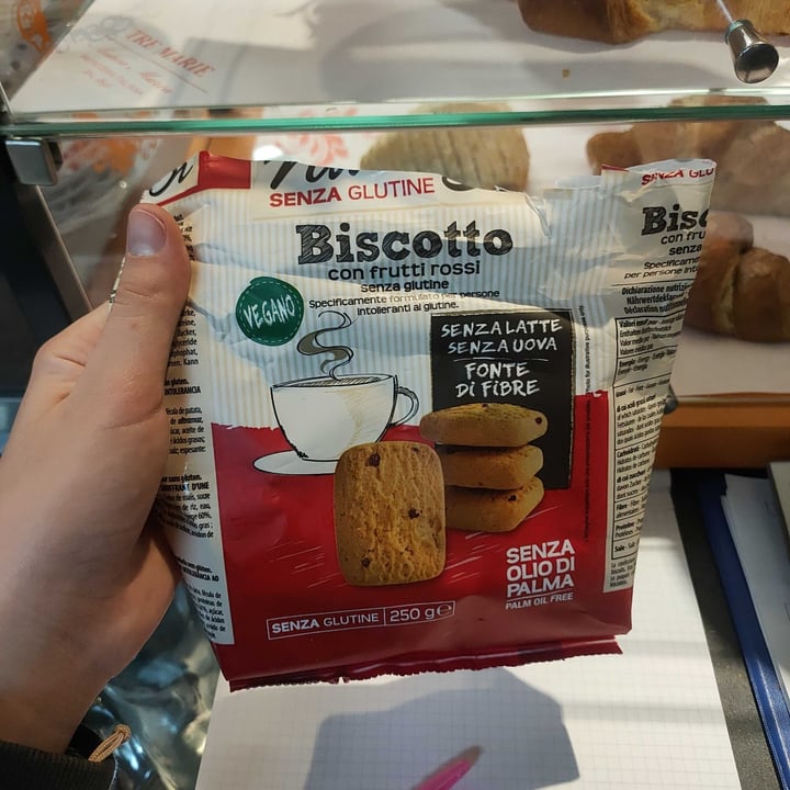 photo of NaturaSi Biscotti Con Frutti Rossi shared by @rebenap on  02 Jan 2024 - review